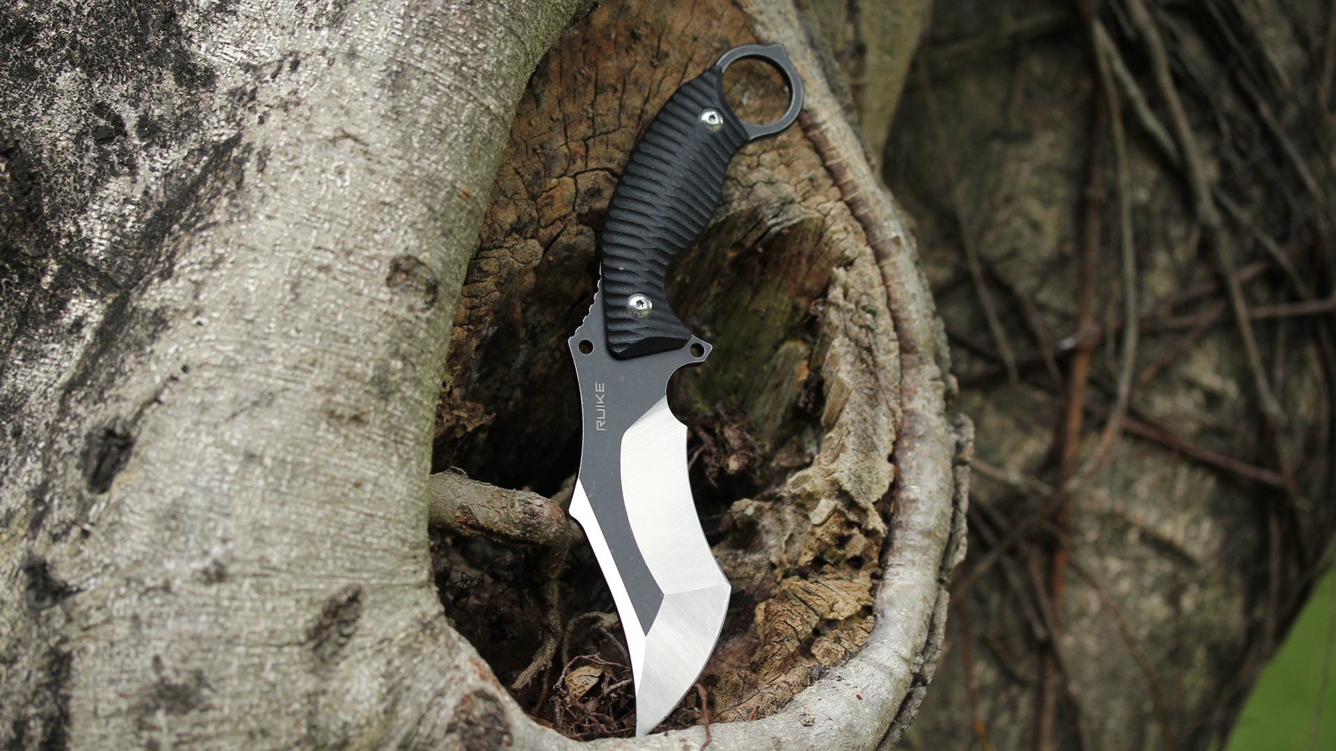 Mastering the Art of Ruike Fixed Knives: Design and Durability Explained